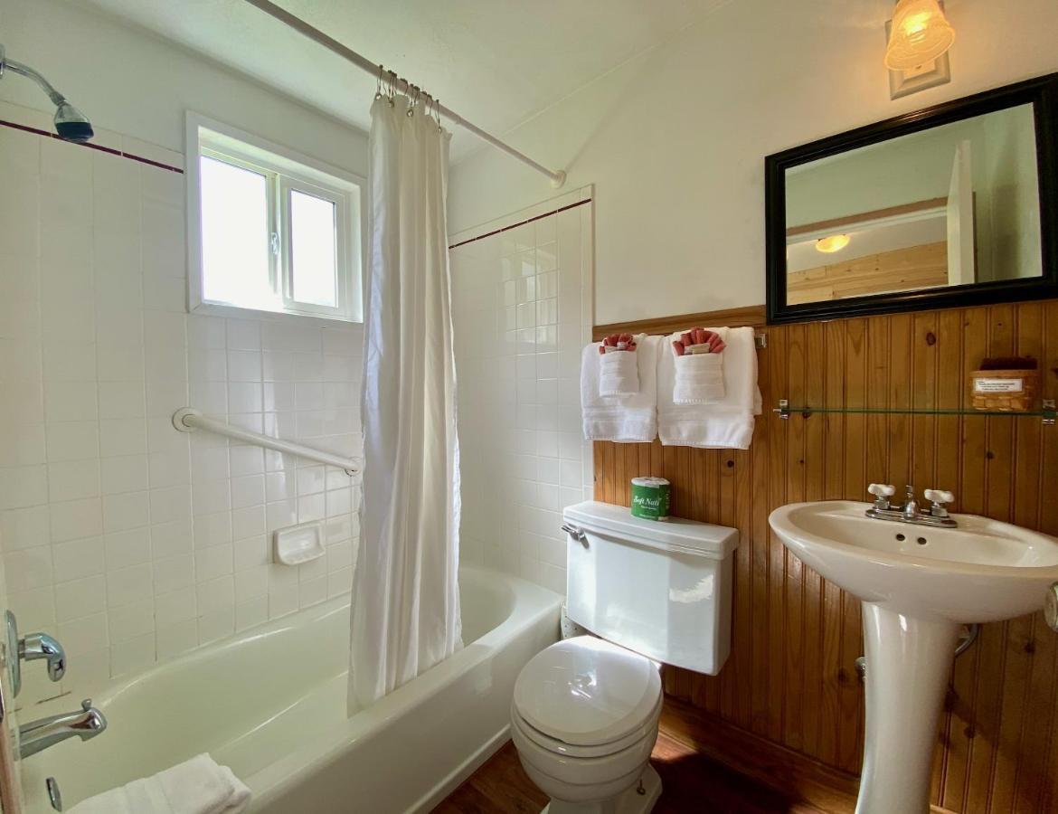Port Crescent Emerald Valley Inn מראה חיצוני תמונה