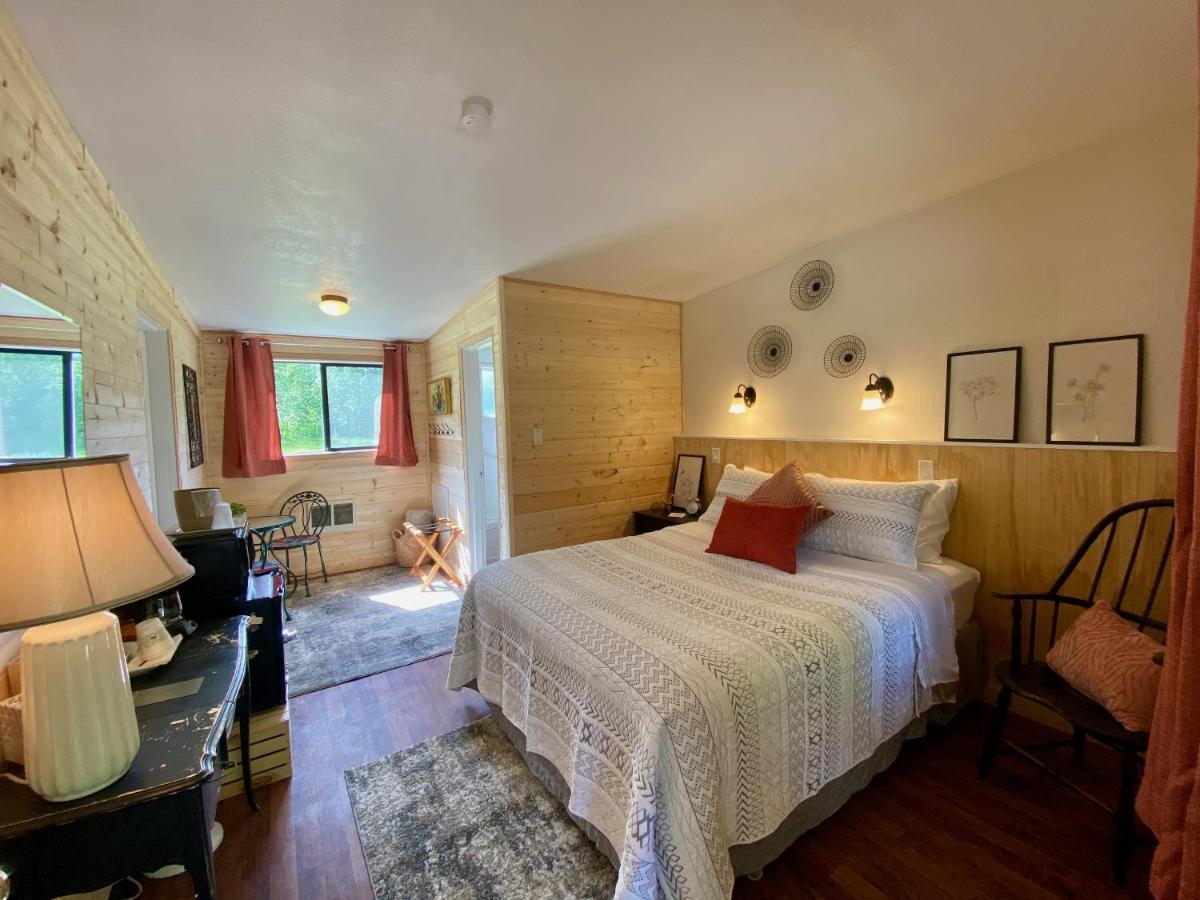 Port Crescent Emerald Valley Inn מראה חיצוני תמונה